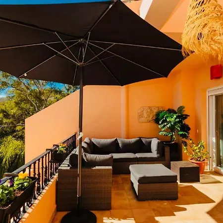 Penthouse Near Puerto Banus Private Pool Seaview And Mountainview Apartment